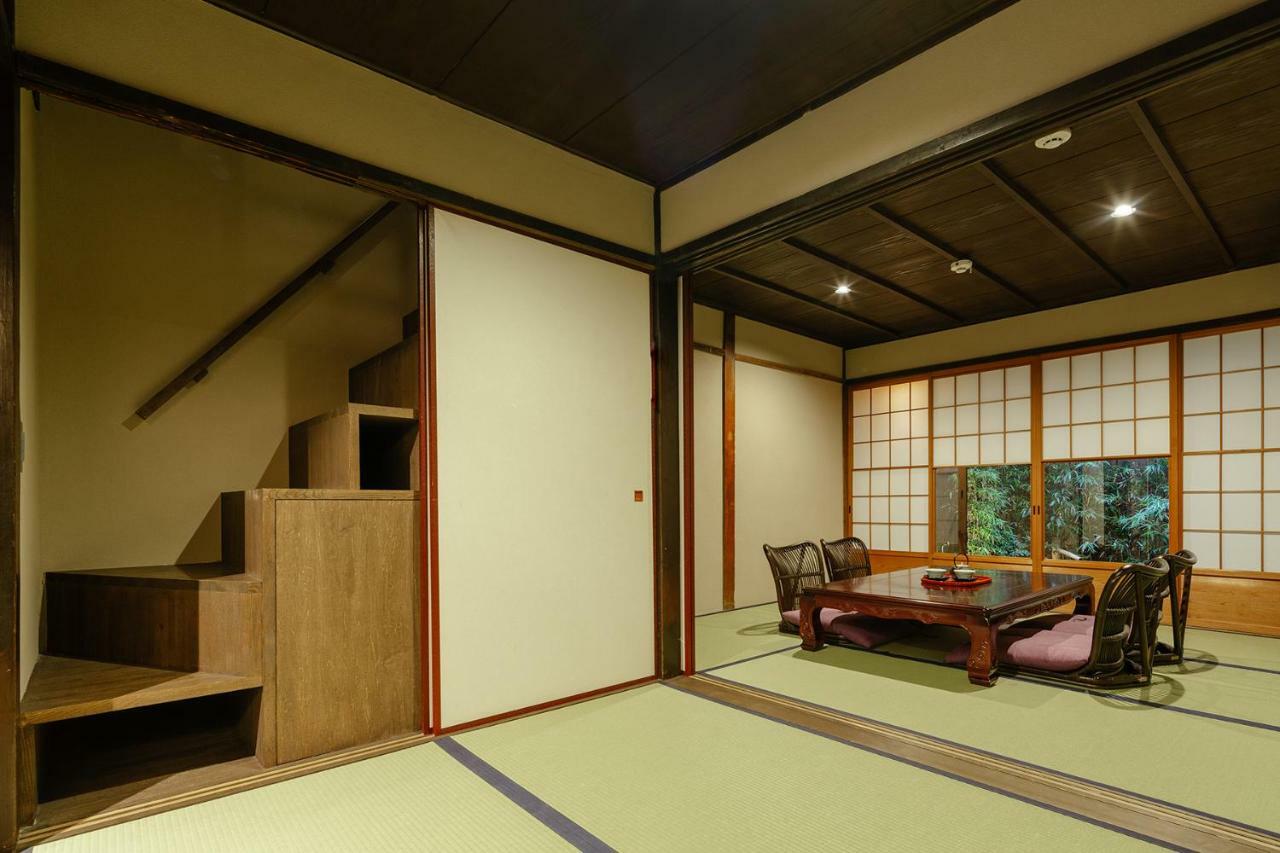 Guesthouse-hana・ Bamboo House *